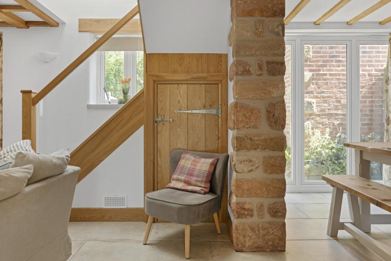 Luxurious Barn Conversion Oakamoor Eksteriør billede